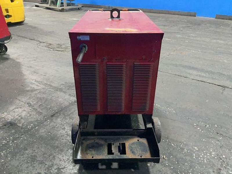 Lincoln Electric 600 Amps Welder - Idealarc Dc-600