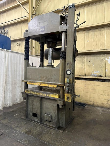 150 TON DAKE FOUR POST HYDRAULIC  PRESS STOCK #77801