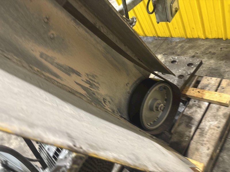 4" WIDE X 15 HP G&amp;P MODEL #4168 BELT GRINDER ATTACHMENT: YOBRO #24161