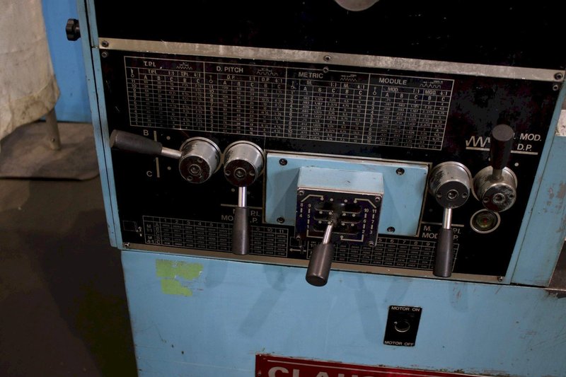 24" X 124" CLAUSING METOSA MODEL C24-124 ENGINE LATHE WITH METRIC THREADING &amp; 3.25" HOLE