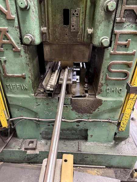 700 TON NATIONAL MAXIPRESS FORGING PRESS. STOCK #1087026