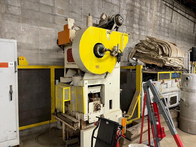 30 Ton Oak Fin Press, Model FP-1, 1.5" STR, 10.5" SH, 30" x 20" Die Area, 100-300 SPM