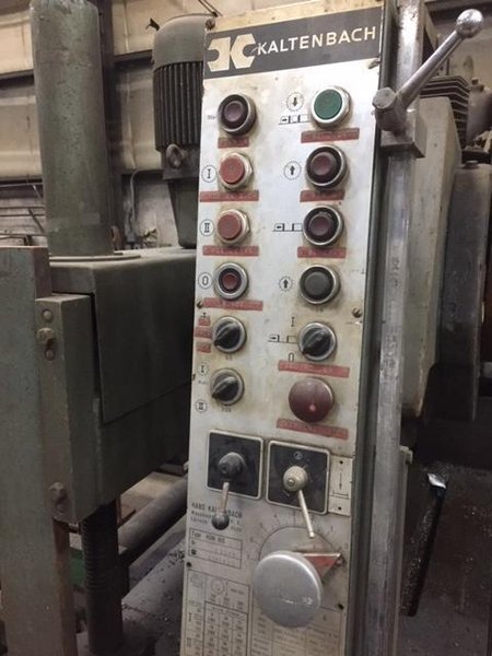 35.8" KALTENBACH MODEL #HDM 800 MITRE AUTO FEED COLD SAW WITH CONVEYOR