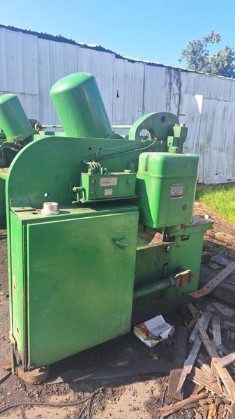 10' X 1/4" CINCINNATI MODEL #1810 MECHANICAL POWER SHEAR, FOR PARTS : YOBRO 26371