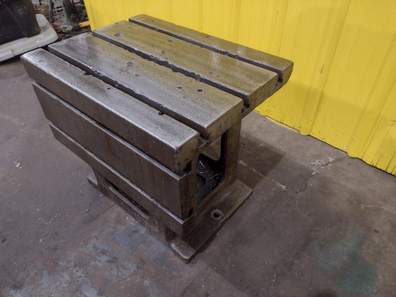 24" X 18" X 21" HIGH CARLTON T SLOTTED DRILL BOX TABLE: STOCK 19963