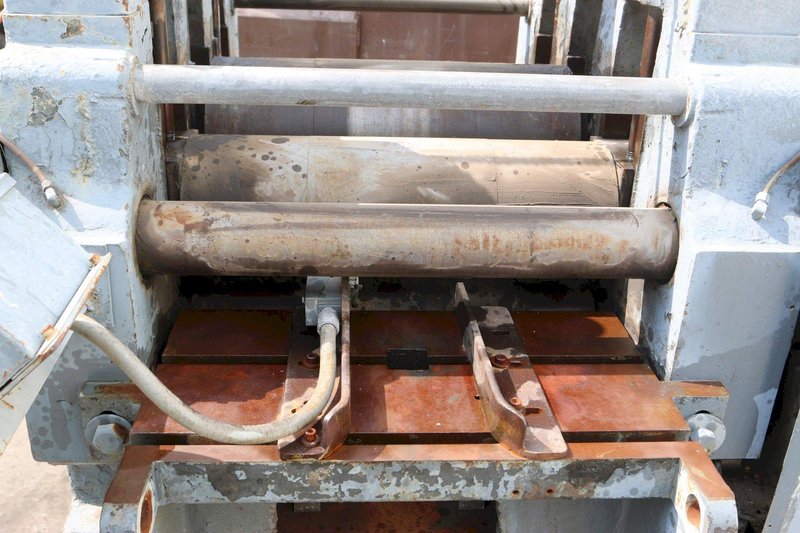 24" TORRINGTON SIZING SLAB MILL