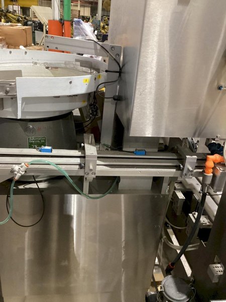 BELLATRX SCS SECURE CHUCK CAPPER APPLICATOR MACHINE USED