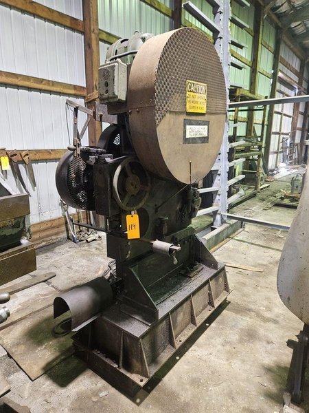 NILES MECHANICAL IRONWORKER. STOCK # 0779325