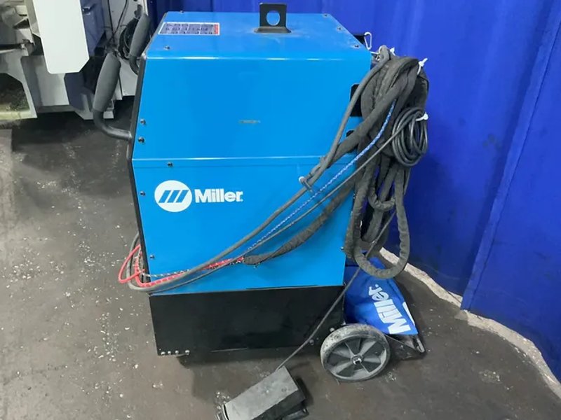 Miller 400 Amps Welder - Syncrowave 350lx