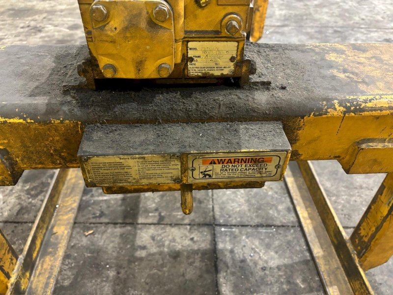 3 TON X 24" TO 70" WIDE CALDWELL MOODEL #60-3-60 ADJUSTABLE SHEET LIFTER: YOBRO #24456