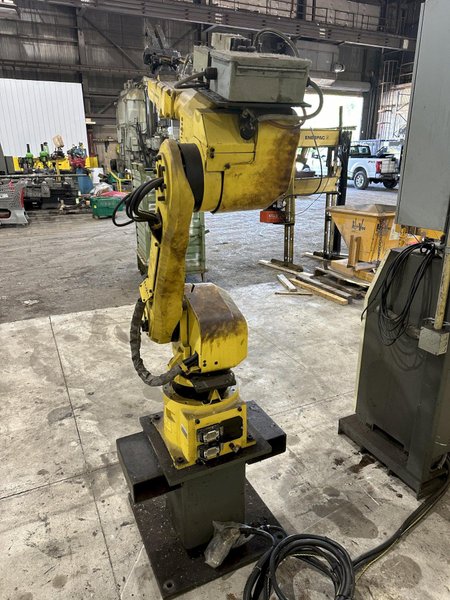 2008 FANUC MODEL #M-16iB20 PICK &amp; PLACE ROBOT WITH FANUC R-30IA CONTROLLER: STOCK #20849