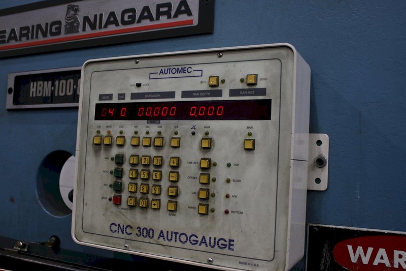 100 TON X 10' TON NIAGARA HYDRAULIC PRESS BRAKE: STOCK #76309