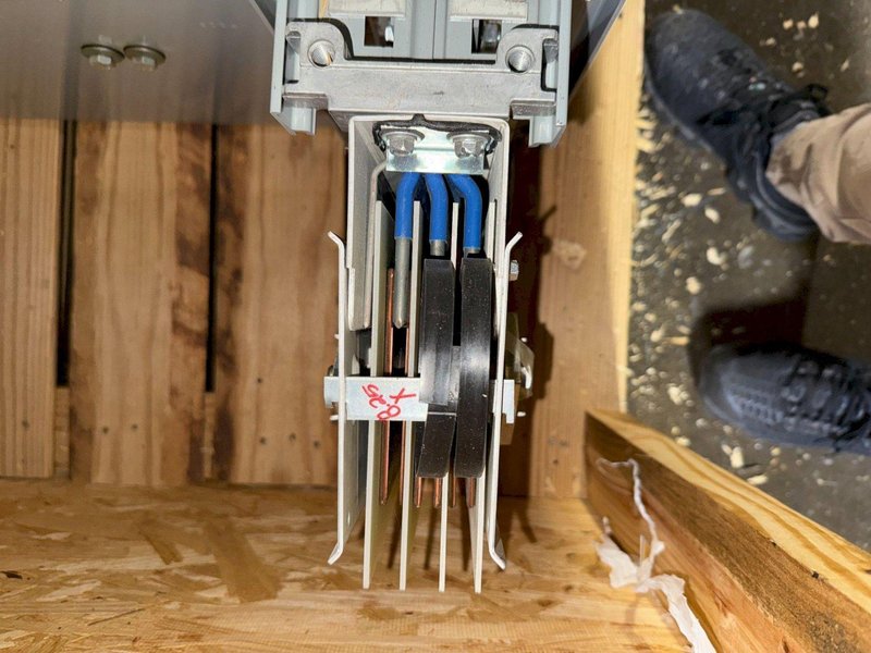 ABB 2500A Spectra Series Copper Center Tap Box 600V, 3PH, 3G NEW