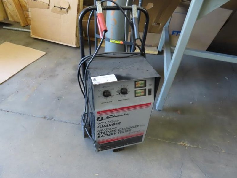 Schumacher 2/10/50 Amp Charger 125/225 AMP Starter Charger w Batter Charger for 6/12 Volt Battery- Auction Item