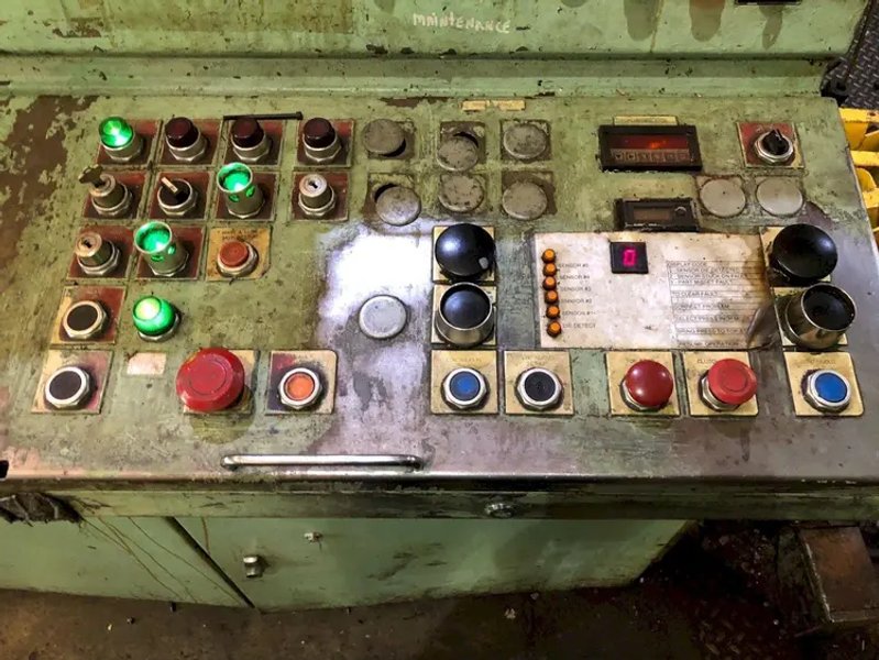 NIAGARA 880 TON SSDC PRESS, S/N P53454, STOCK# 14124J