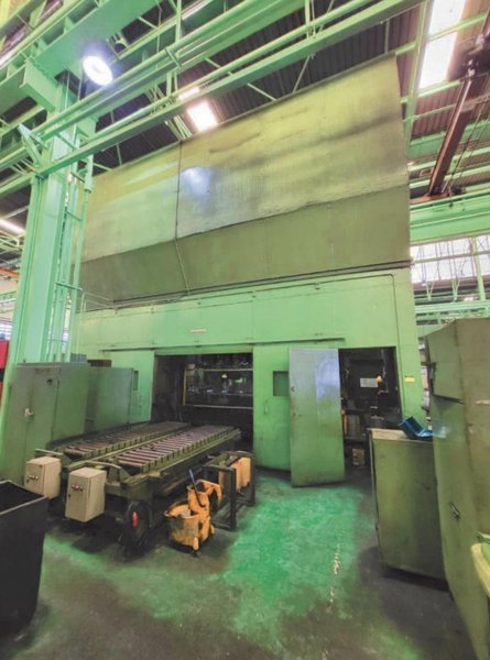 500 Ton Aida Transfer Press, Model FTO, 17" STR, 31" Die Height, 4" ADJ, 98" X 39" BA, 12-23 SPM VARI, 4 Stage Trans, Cushions