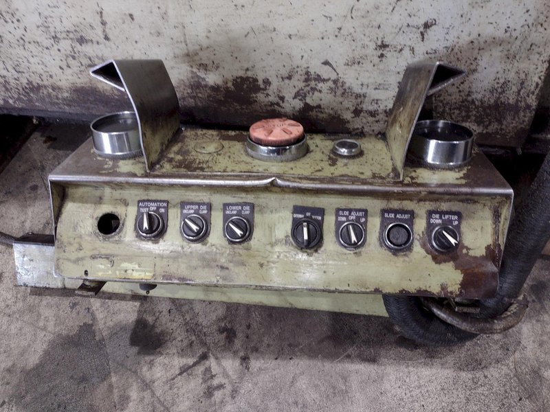 220 TON AIDA MODEL #NC1-200(2) GAP FRAME PRESS, WITH 9.84" STROKE: STOCK #22203