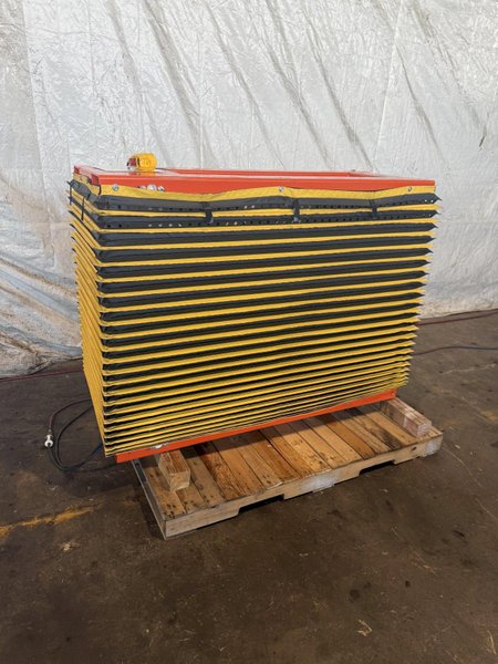 (NEW) 2000 LB X 24" X 60" HERKULES V1413 HYDRAULIC LIFT TABLE. STOCK # 0887025