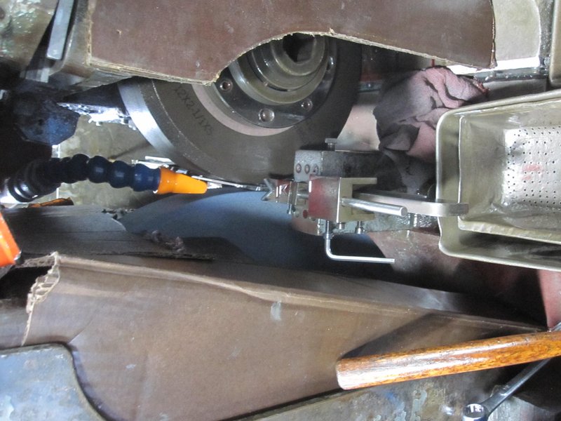 Cincinnatti #2 EA Centerless Grinder 