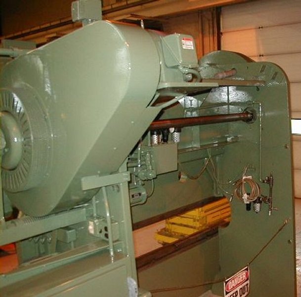 135 Ton, CINCINNATI 5 X 6, 8' BED LENGTH, 6'6"BH, 3" STR, 5" RAM ADJ, 35 SPM    