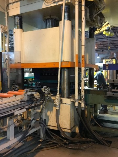 400 TON PH HYDRAULIC 4 POST PRESS, MODEL HD2-4P-300-40, 12" STR, 33" DLO, 81" LR X 60" FB BA
