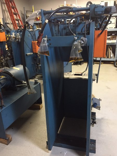 40 TON NEFF C-FRAME DOWN ACTING HYDRAULIC PRESS, 6" STR, 12" DLO, 8" THROAT, 22.5" LR X 12.5" FB BA, OPEN BACK FRAME, 1987