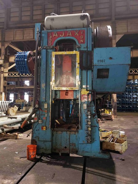 1300 TON AJAX FORGING PRESS, 12" STR, 42" SH, 31" X 31" RAM FACE, 70 SPM, (2) AVAIL