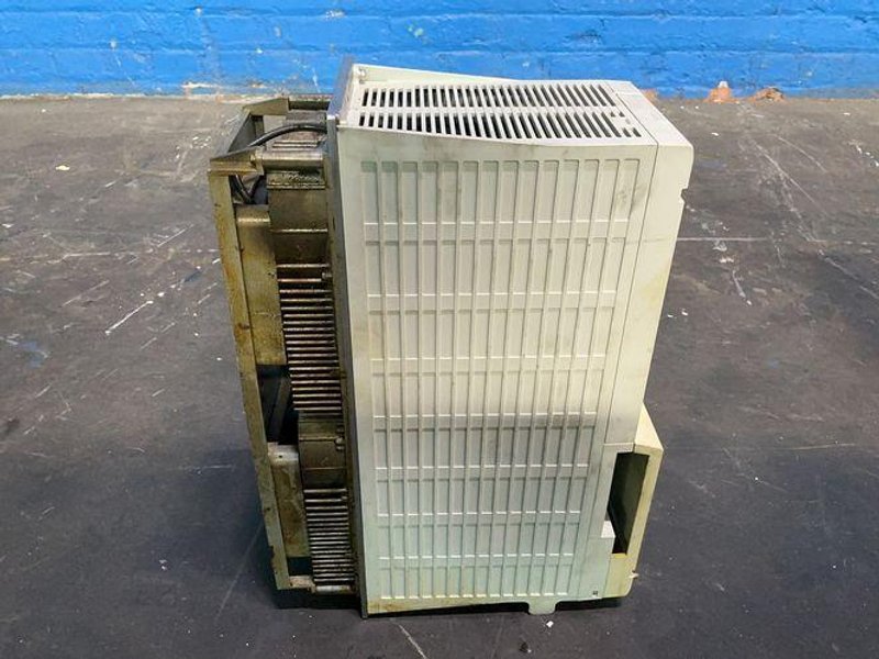 MITSUBISH 9 KW SERVO DRIVE UNIT  -  MDS-C1-V1-90