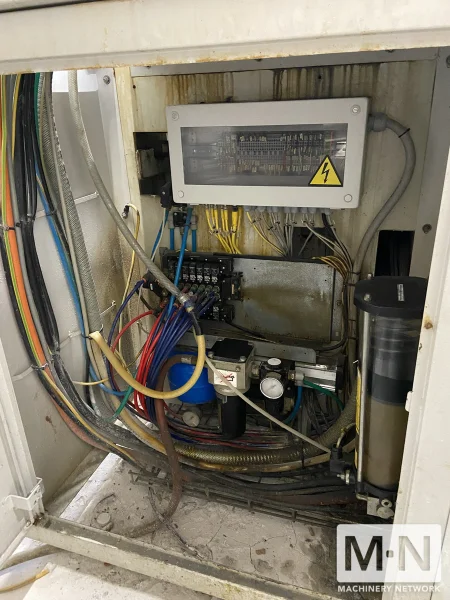 2005 INTERMAC MASTER 33M MACHINING CENTER