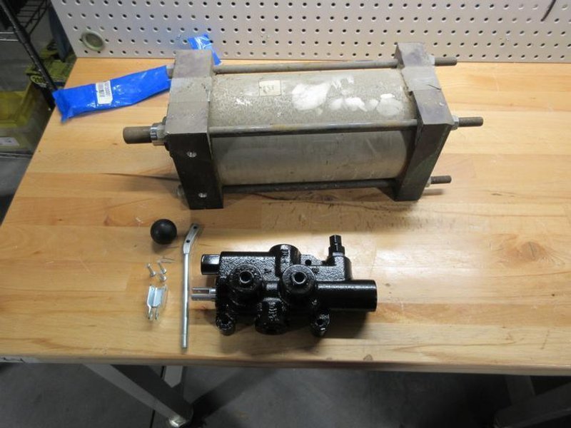 Hydraulic Manual Lever Actuator and 5" x 12" Pneumatic Cylinder- Auction Item