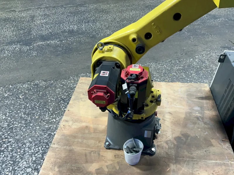 FANUC ROBOT  -  M-20iA