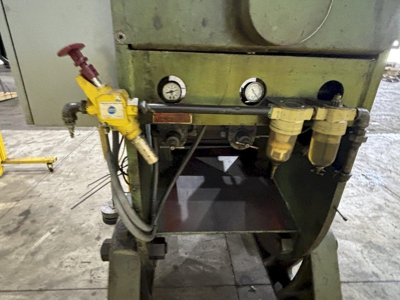 60 TON TORC-PAC USI CLEARING OBI PRESS 6" STROKE: STOCK #22823