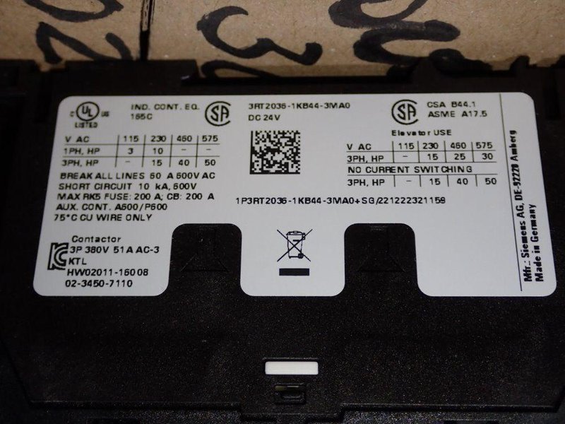 SIEMENS ACTUATOR  -  3RT2036-1KB44-3MA0