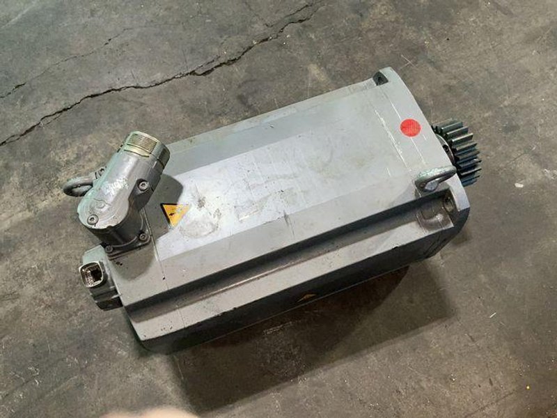 SIEMENS SERVO MOTOR   -  1FT7108-5AF71-1CA1