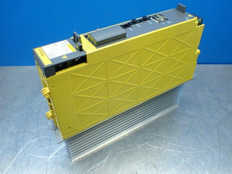 FANUC SERVO AMPLIFIER DRIVE  -  A06B-6114-H105