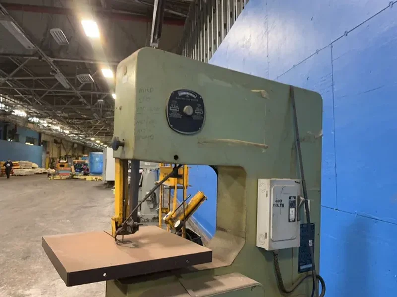 STARTRITE 21” X 21” VERTICAL BAND SAW   -  BRO.25
