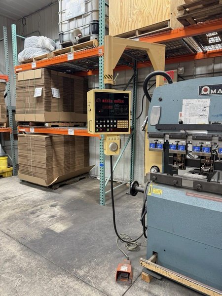25 Ton x 4′ Amada RG-25 Hydraulic Press Brake, 1983 – 9EX Control, Wilson Quick Change Holders