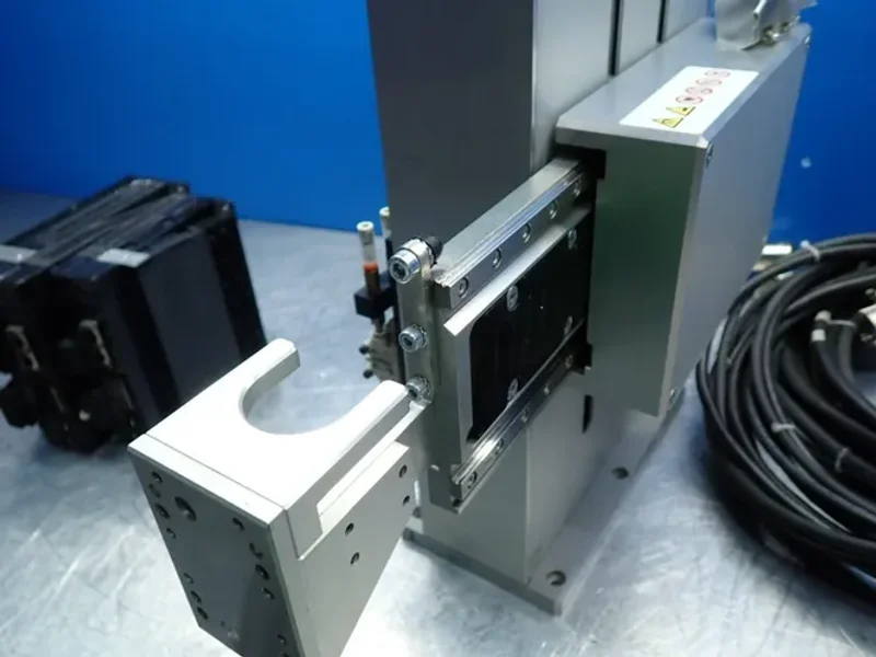 OMRON LINEAR MOTOR ASSEMBLY PICK &amp; PLACE SYSTEM  -  R88L-ES-PM-C110-B100-0001