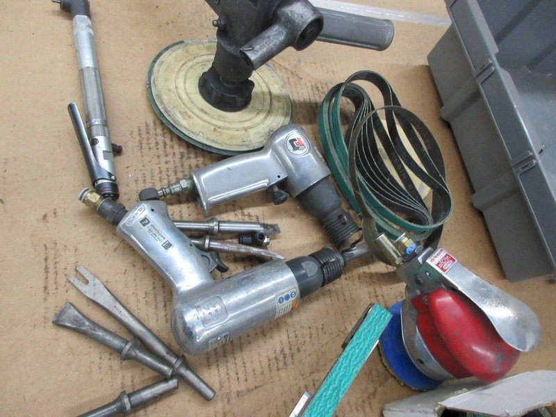 Pneumatic Air Tools, Chisels, Dayton Finger Sander, Random Orbital Sanders, 1/4&quot; Ratchet- Auction Item