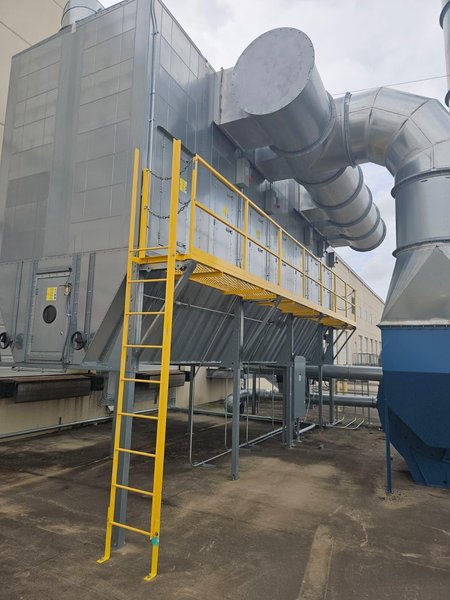 Nederman LBR-C SmartFilter Industrial Baghouse Dust Collector, 2023 – IIoT Controls, Reverse-Air Cleaning &amp; Chain Conveyor