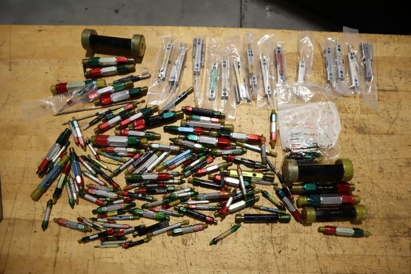 Thread Gages and Gage Holders- Auction Item