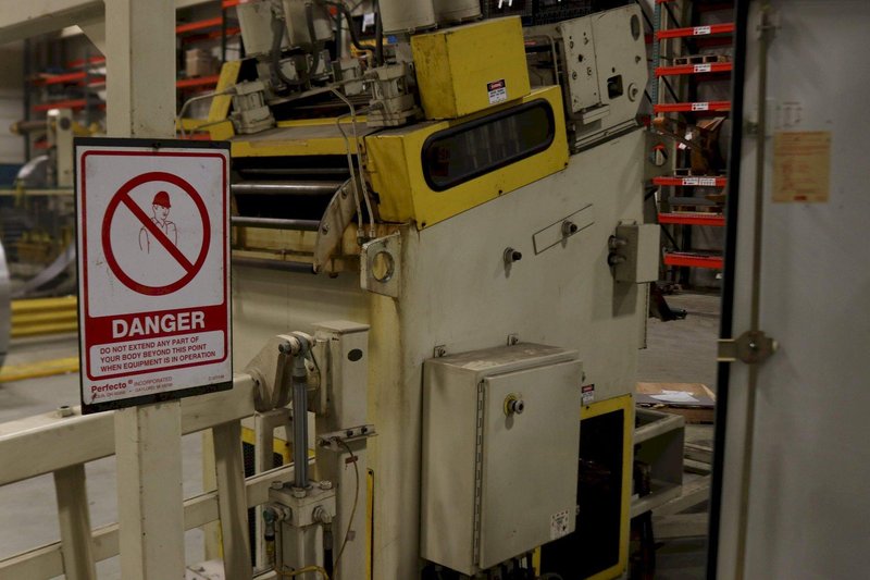 24" X .030"  Perfecto  Sraightener