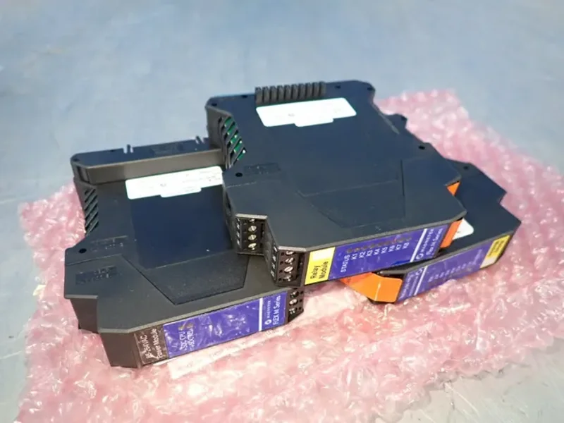 MAGNETEK RELAY MODULE  -  FLEX M SERIES / 198-80104-RLY01
