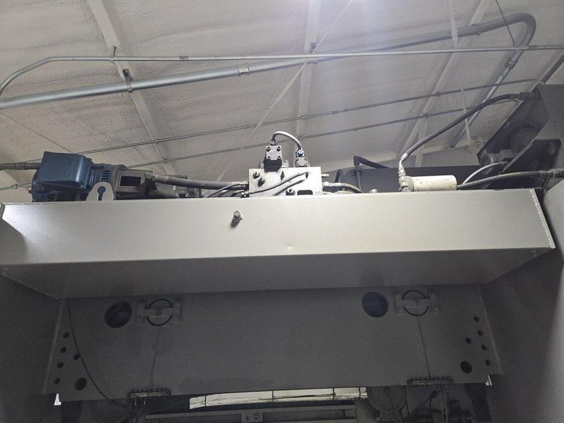 400 ton x 12′ Standard Industrial CNC Press Brake, 2007