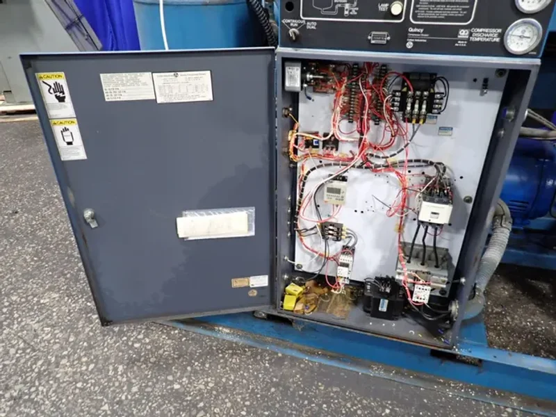 QUINCY 50 HP ROTARY SCREW AIR COMPRESSOR  -  QSI 235