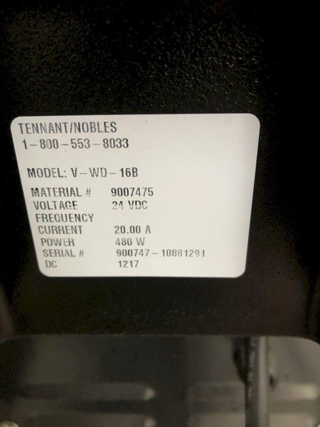 TENNANT MODEL 1180 CARPET CLEANER: STOCK #14014