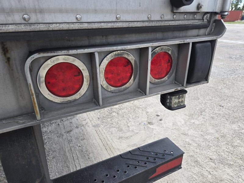 2023 Utility 53 x 102 1UYVS2530P6721507