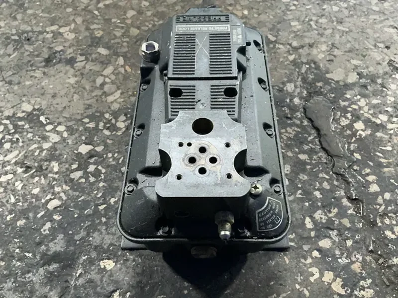 ENERPAC 5000 PSI / 350 BAR TURBO II HYDRAULIC AIR PUMP  -  PASG3002SB