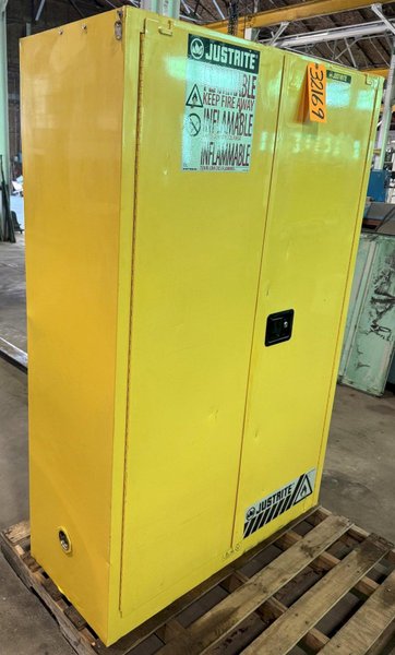 Justrite Flammable Liquid Storage Cabinet 894520, 45 Gallon Capacity