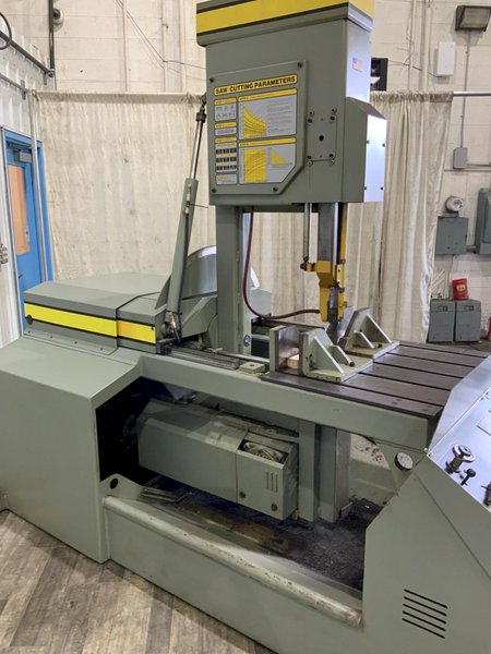 18" X 20" HYDMECH MODEL V 18 VERTICAL BAND SAW: STOCK #81472